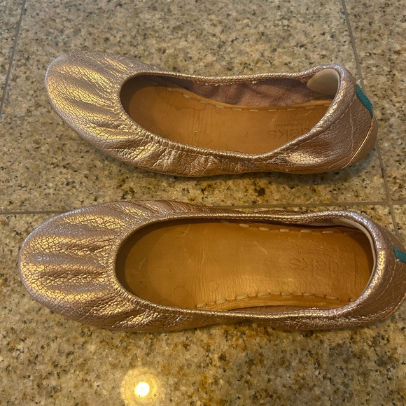 Tieks Rose Gold and Teal Foldable Flats - Picture 8 of 8